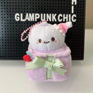Smoko Tinsel Town Pearl Boba Tea Plush Christmas Ornament ‘25 Bag Charm Keychain